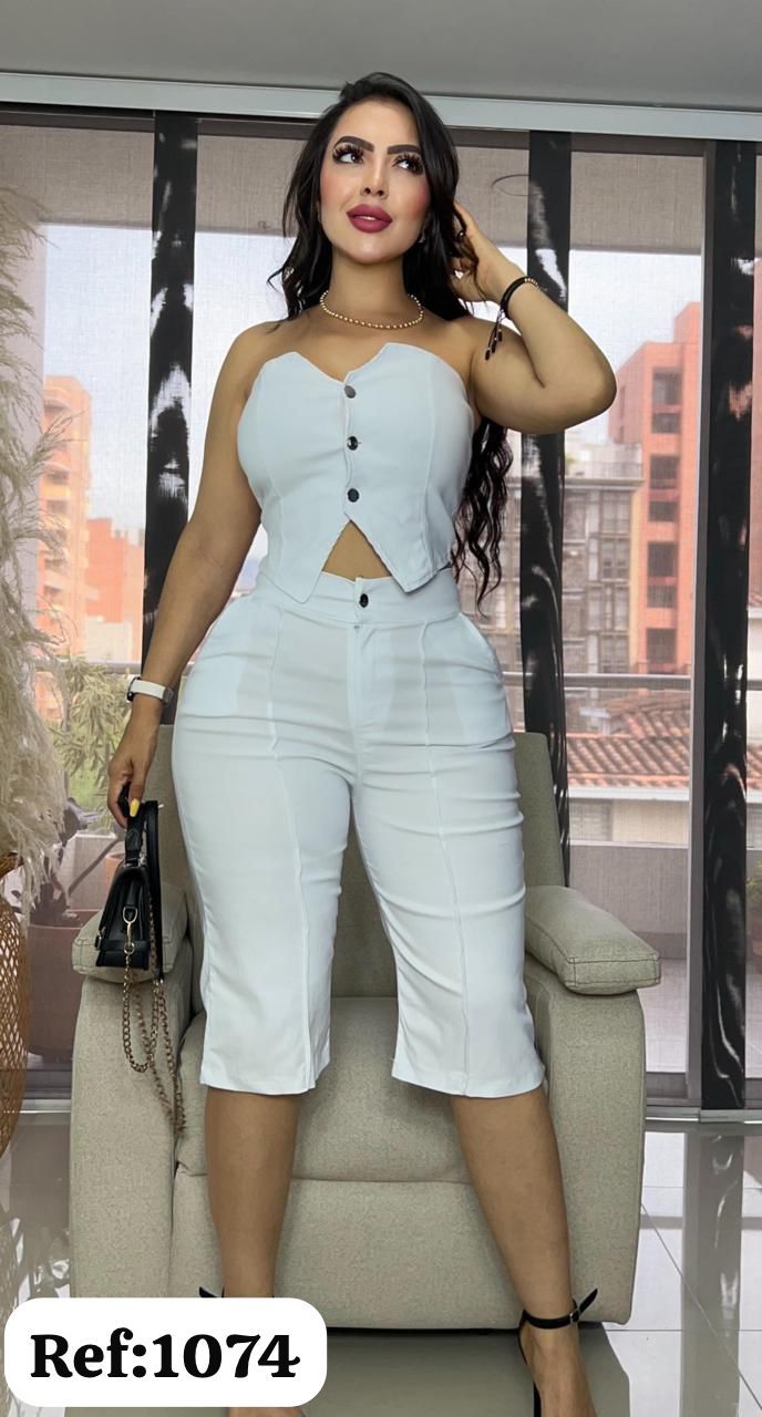1074 Conjunto pesquero con chaleco