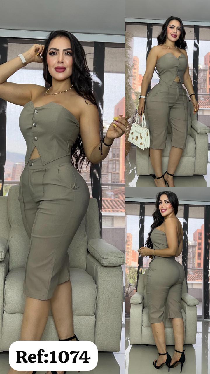 1074 Conjunto pesquero con chaleco