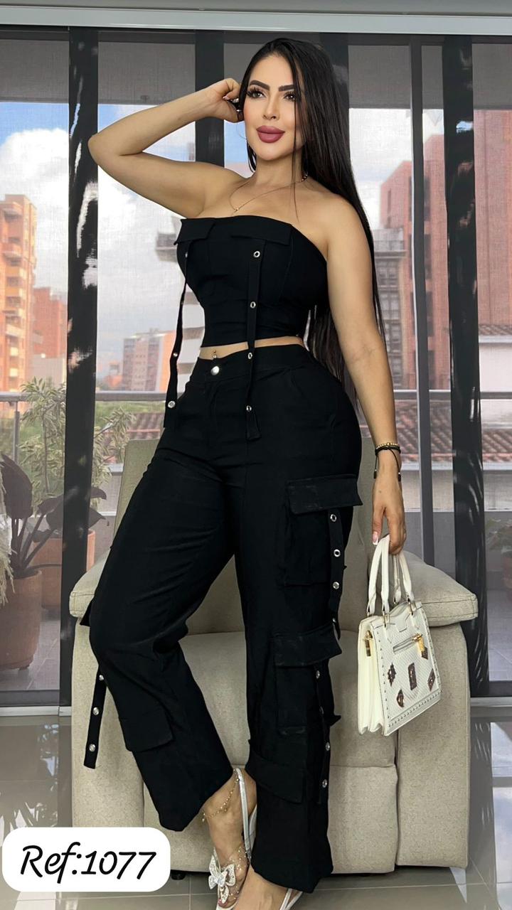 1077 Conjunto pantalón y top