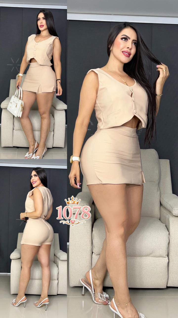 1078 falda short top botones en Viena