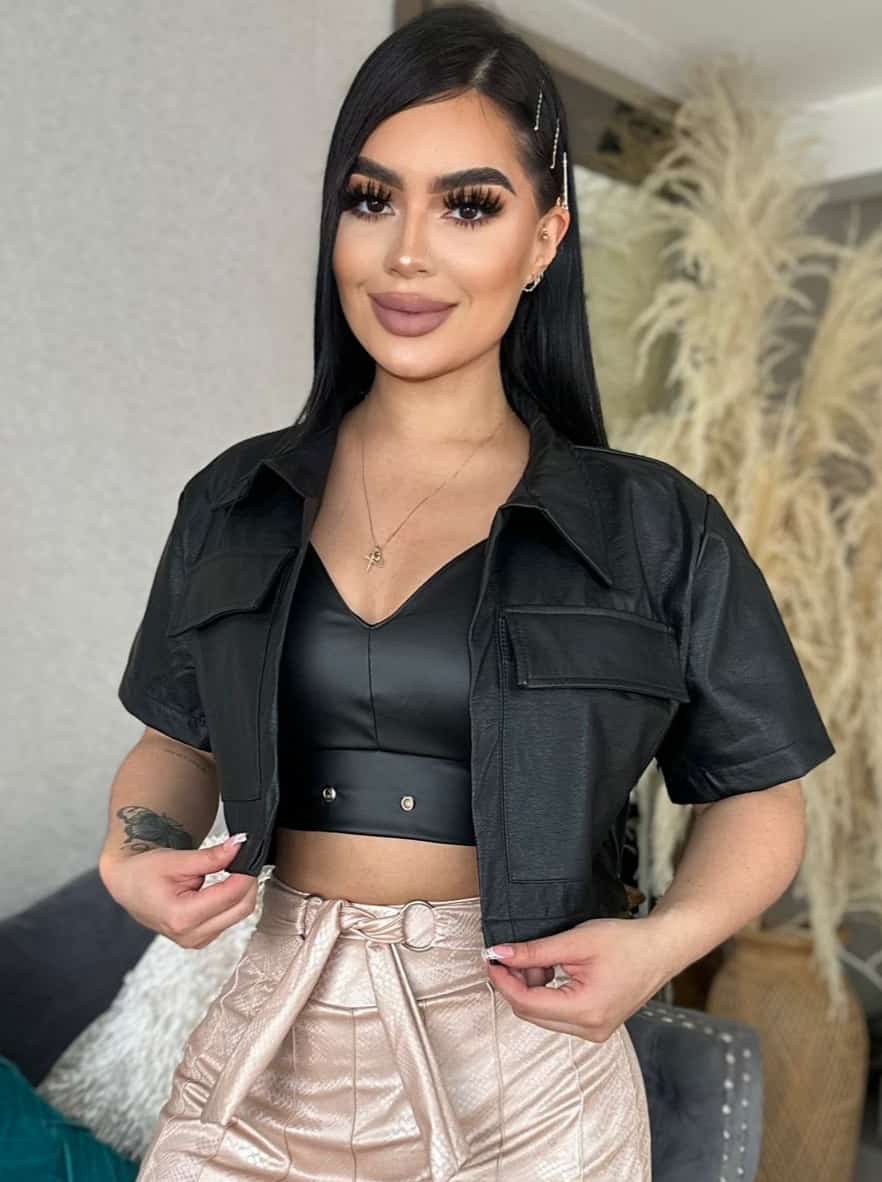 CHAQUETAS - Chaqueton y top en cuerina