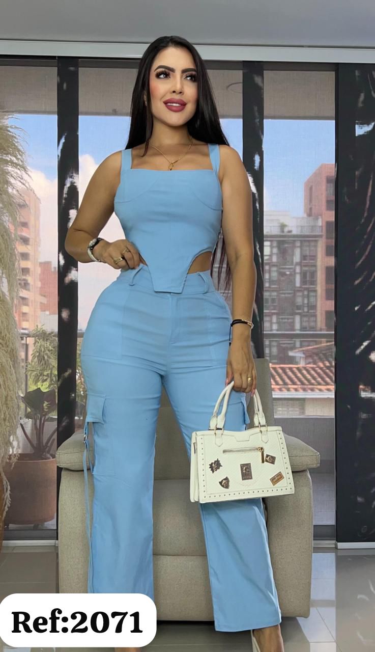 2071 conjunto cargo de tira y top V