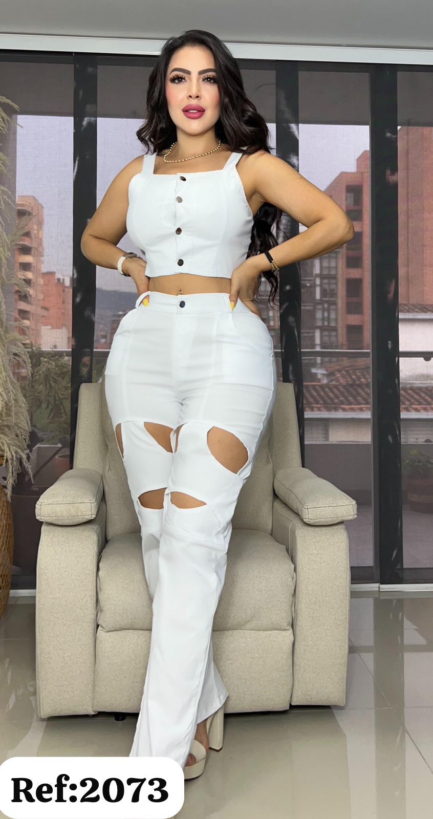 2073 pantalón O y top tiras