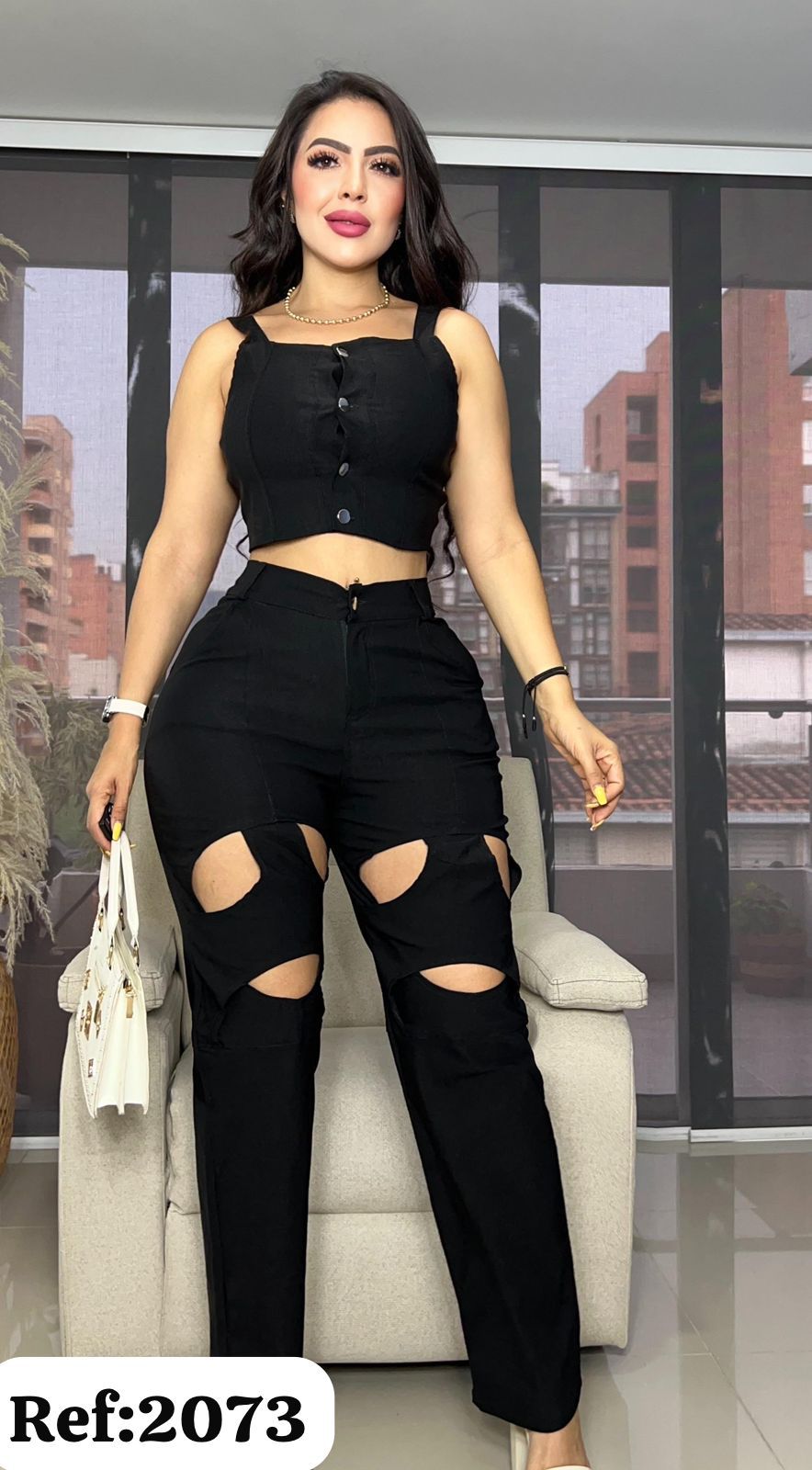 2073 pantalón O y top tiras