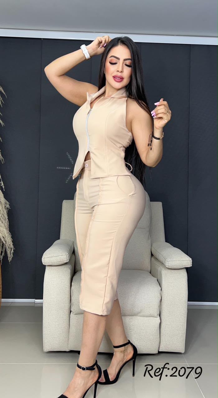 2079 Conjunto elegante y moderno