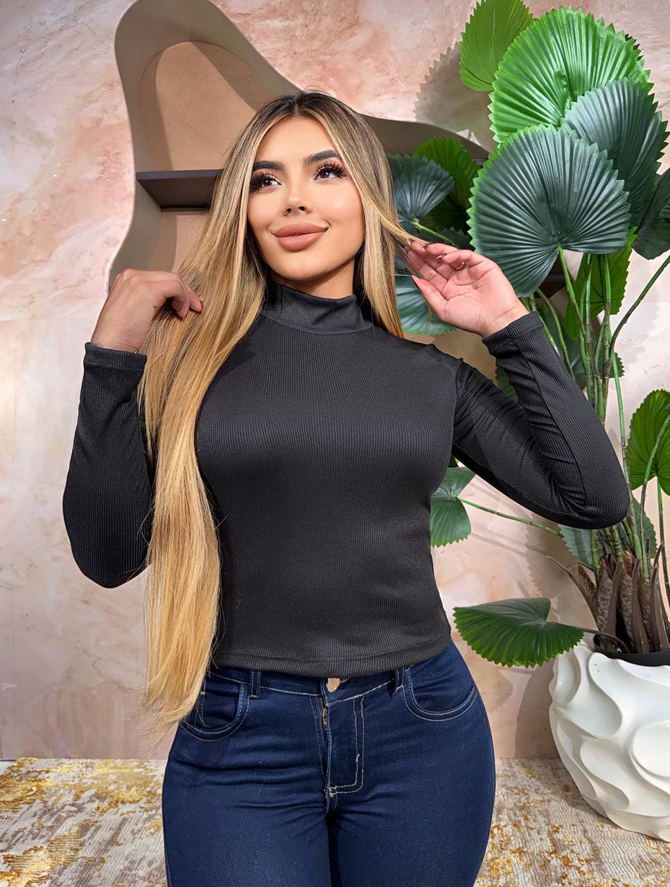 BUZOS - 09 Clásico cuello alto