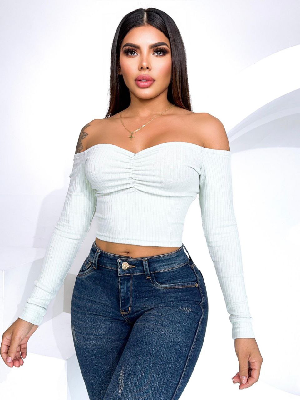 02 BLUSAS - Blusa bandeja