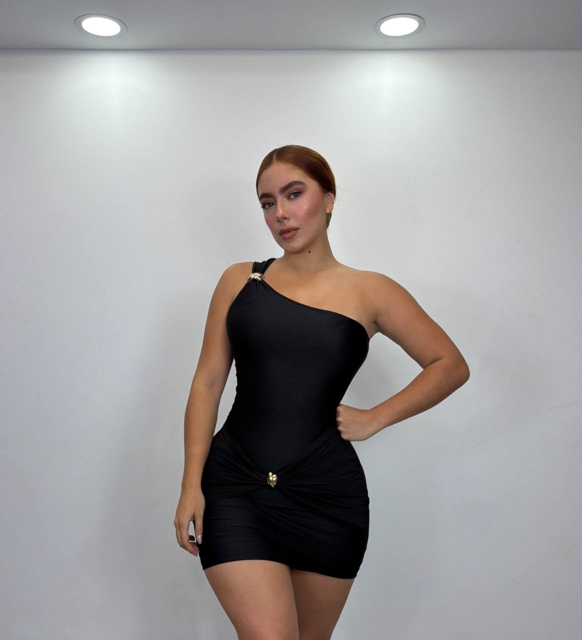 VESTIDOS CORTOS 44 - Lia