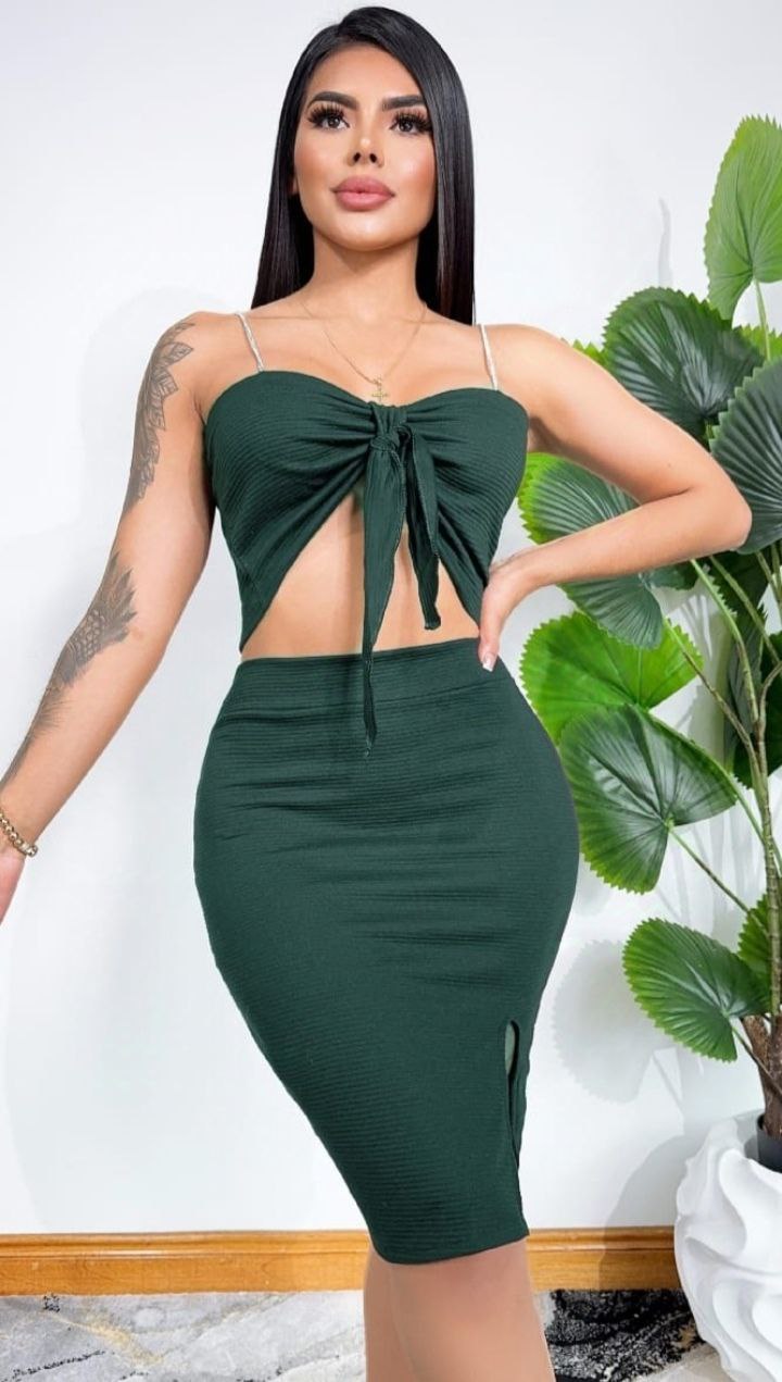 CONJUNTOS - 06 Conjunto Rib Falda y top